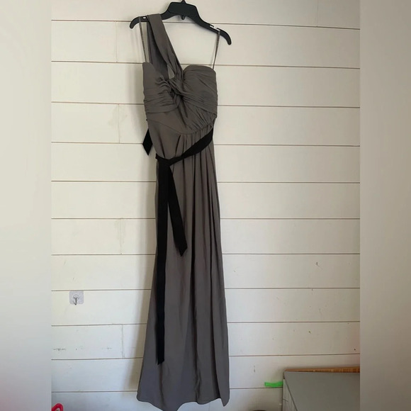 White by Vera Wang Size 6 Women Evening Maxi Dress Twisted Front W/Sash - Picture 2 of 11